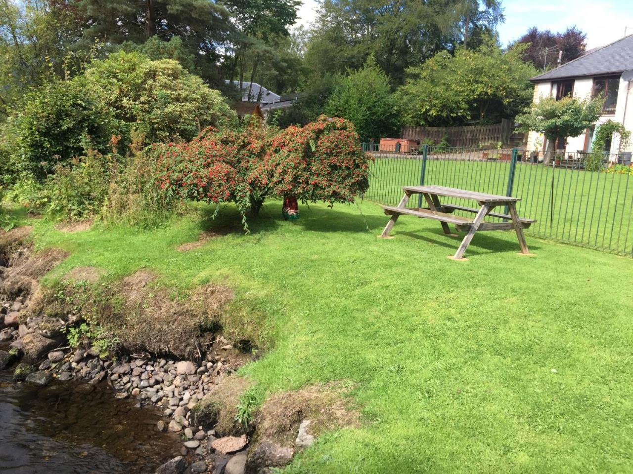 Riverside House Callander Exterior photo